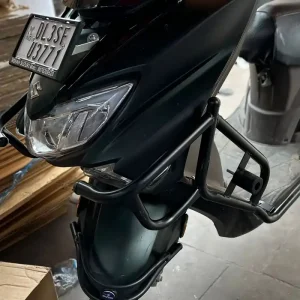 Suzuki Burgman Street 125 Crashguard with Heavy Nylon Sliders Dual Side Front And Rear Protection Guard